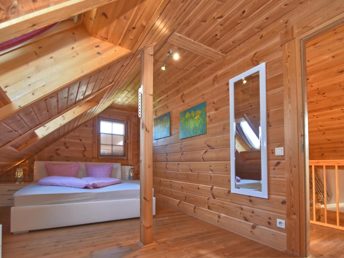 Comfortable Holiday Home With Hot Tub Teunz ภายนอก รูปภาพ