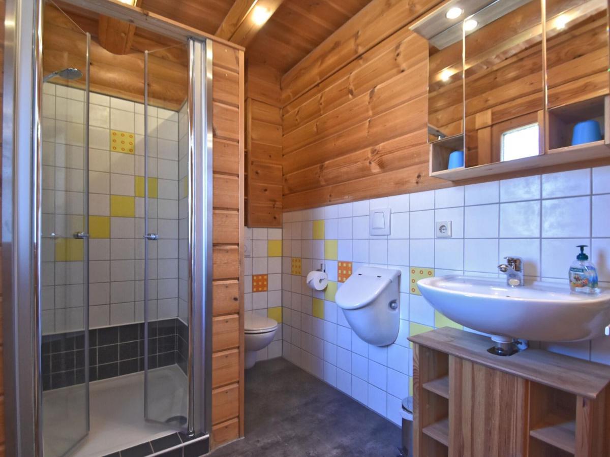 Comfortable Holiday Home With Hot Tub Teunz ภายนอก รูปภาพ